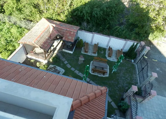 Aleksandrovo Apartments